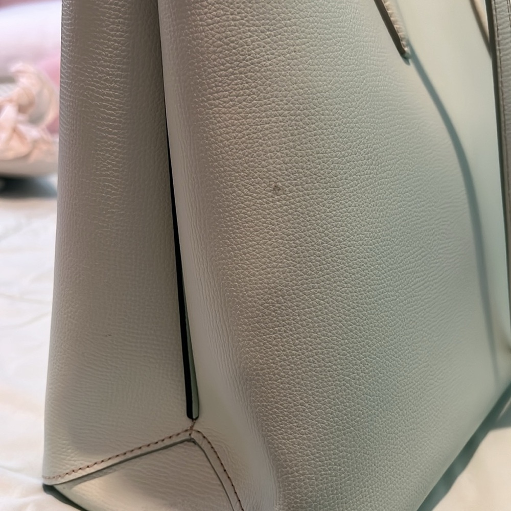 Kate spade tote - Picture 7 of 10